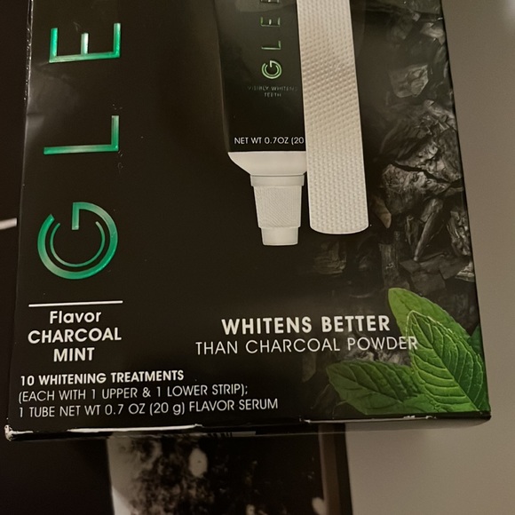 🦷 🪨 🦷• ⭐️ GLEEM x Whitening vibes ⭐️• 🪨🦷🪨 - Picture 2 of 8